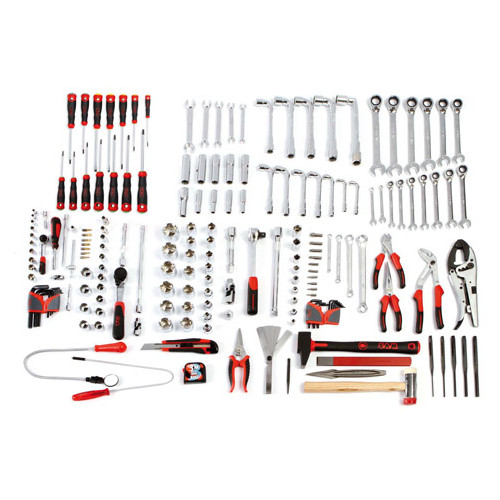 Les outils de travail et les équipement de garage de réparation